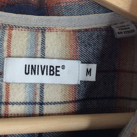 UNIVIBE Plaid Flannel Shirt Mens Size Medium Long Sleeve Button Down - Picture 5 of 6